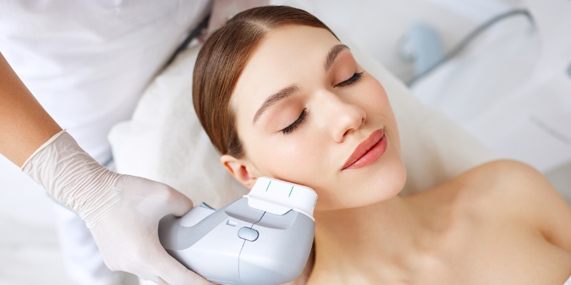How Fat Freezing and HIFU Work Together? 4 book a personalised consultation of Fat Freezing and HIFU Together Deal